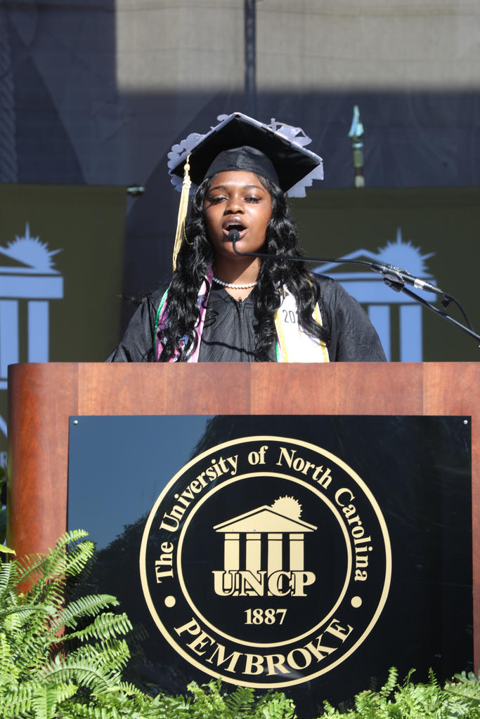 Taliyah Daniels gives remarks at the 2023 Spring Undergraduate Commencement Ceremony