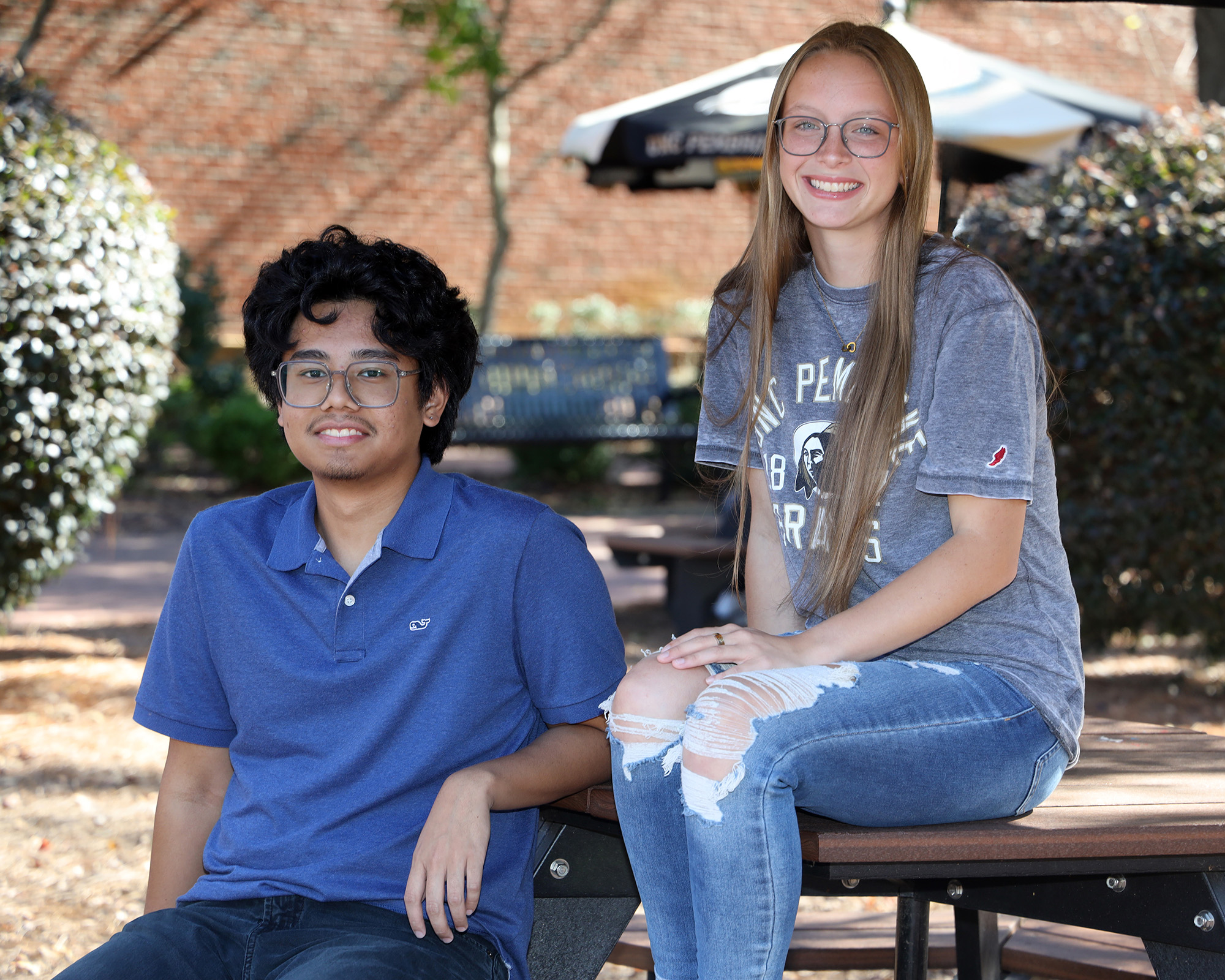 Julian Caverte (left) and Jordan Winans (right), are the inaugural recipients of the Oxendine Scholars Program.