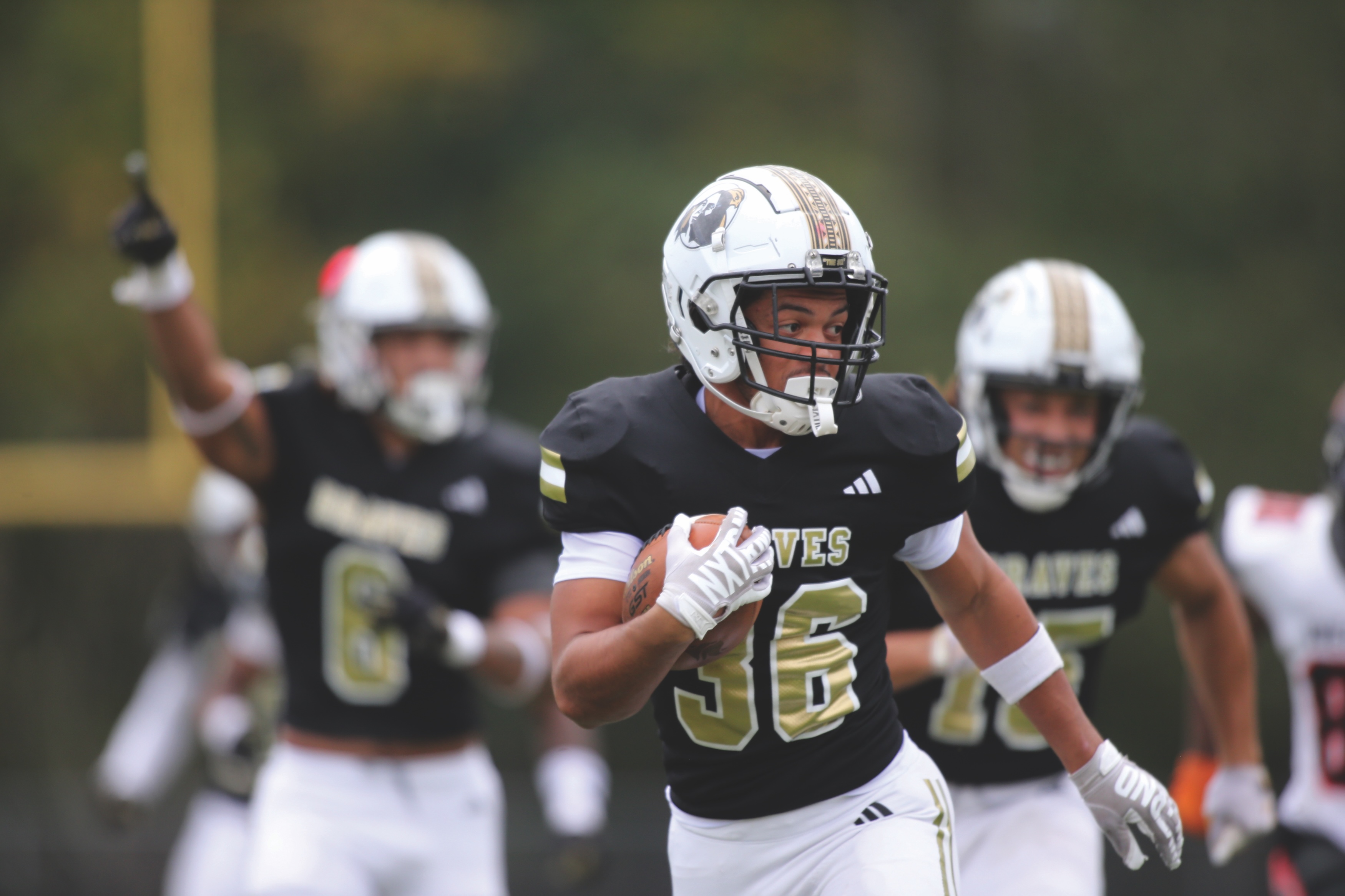 Braves football Braves football