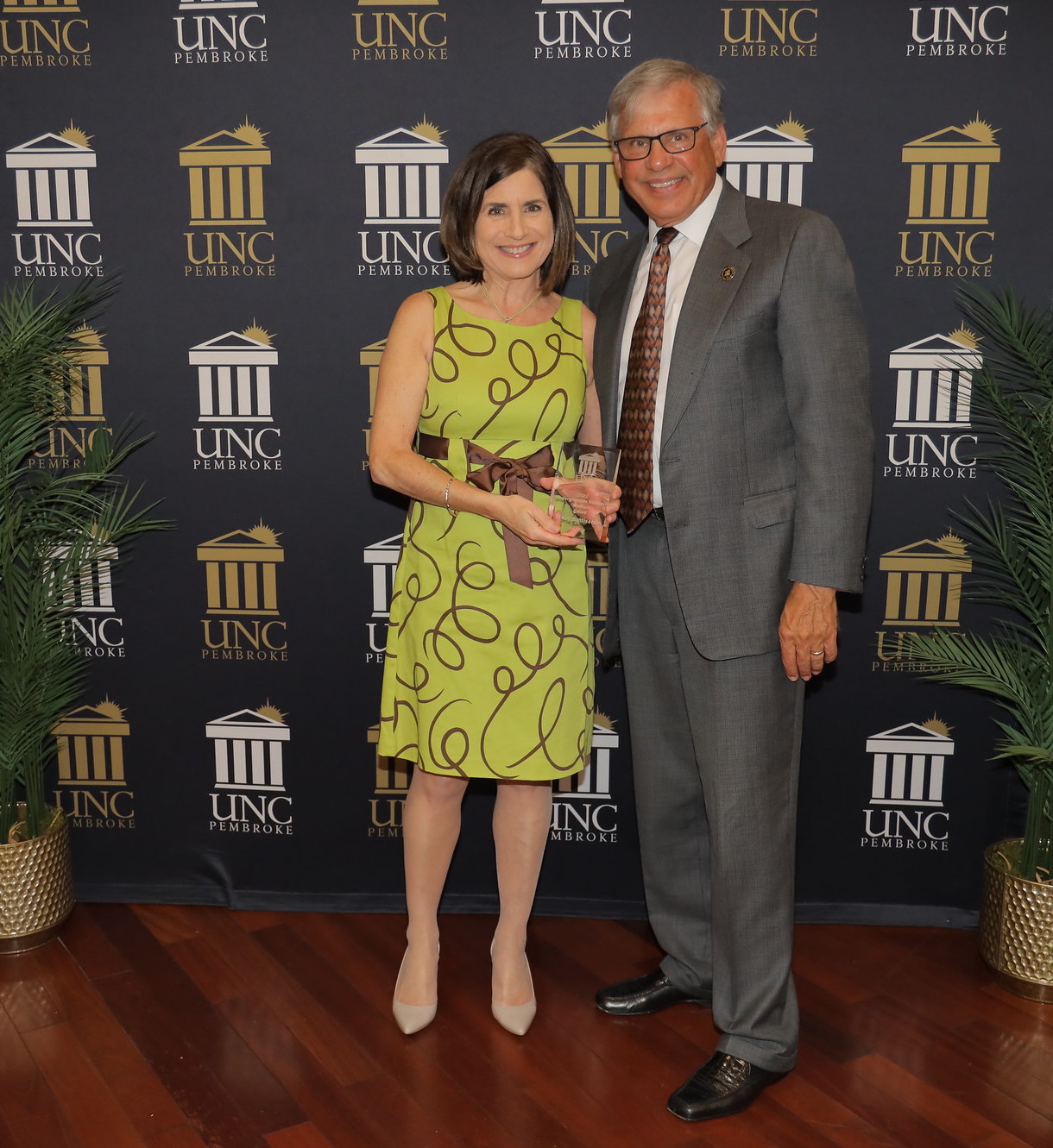 Dr. Maria Santisteban (left) and Chancellor Robin Cummings