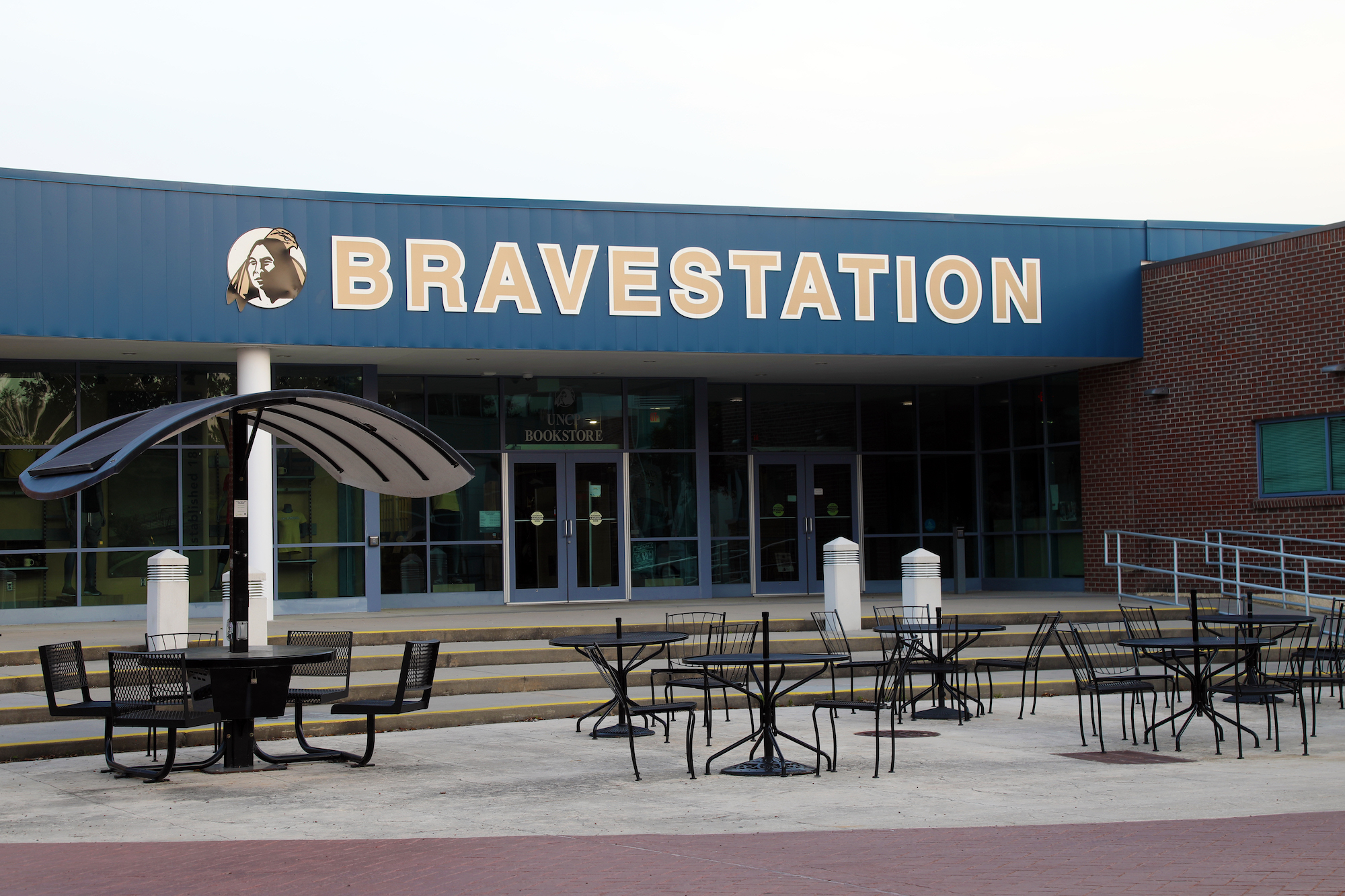 Bravestation Bookstore