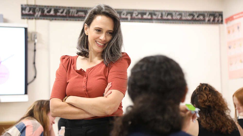 Dr. Melissa Wrenn in the classroom