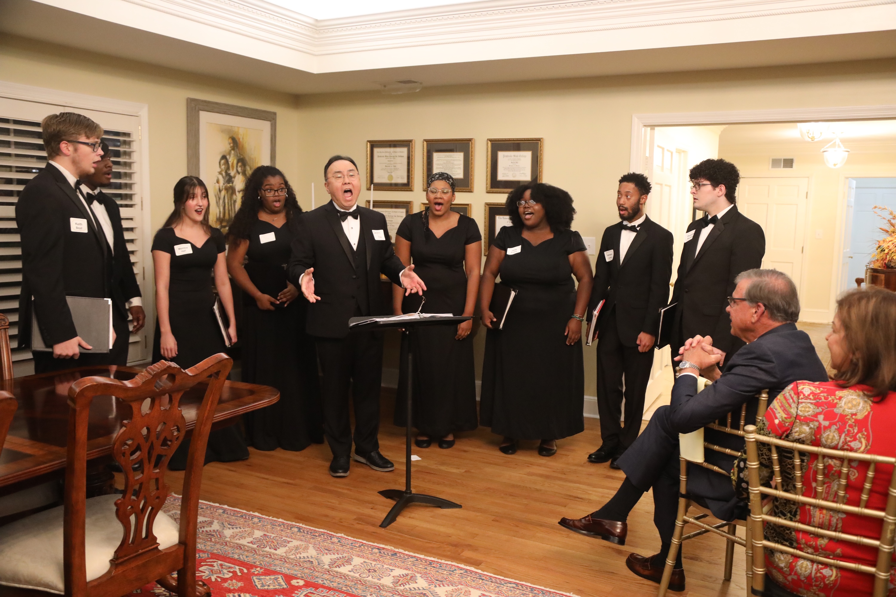 Pembroke Singers at chancellor's residence