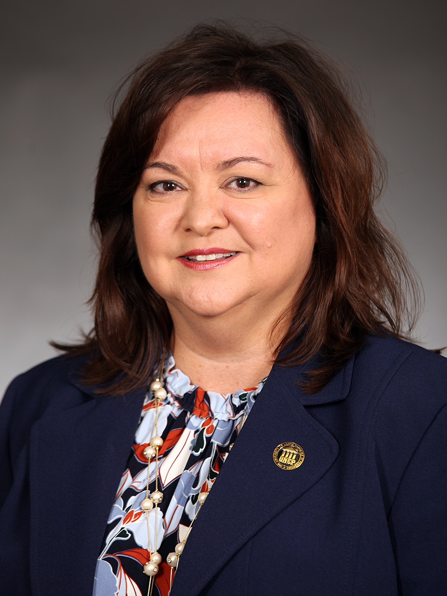 headshot of Dena Breece