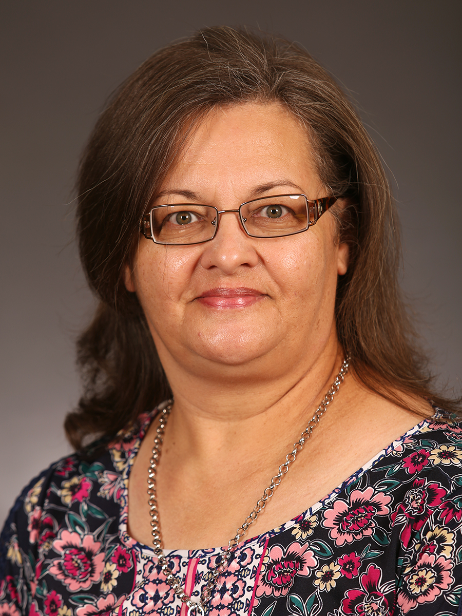 headshot of Vicky Brewer