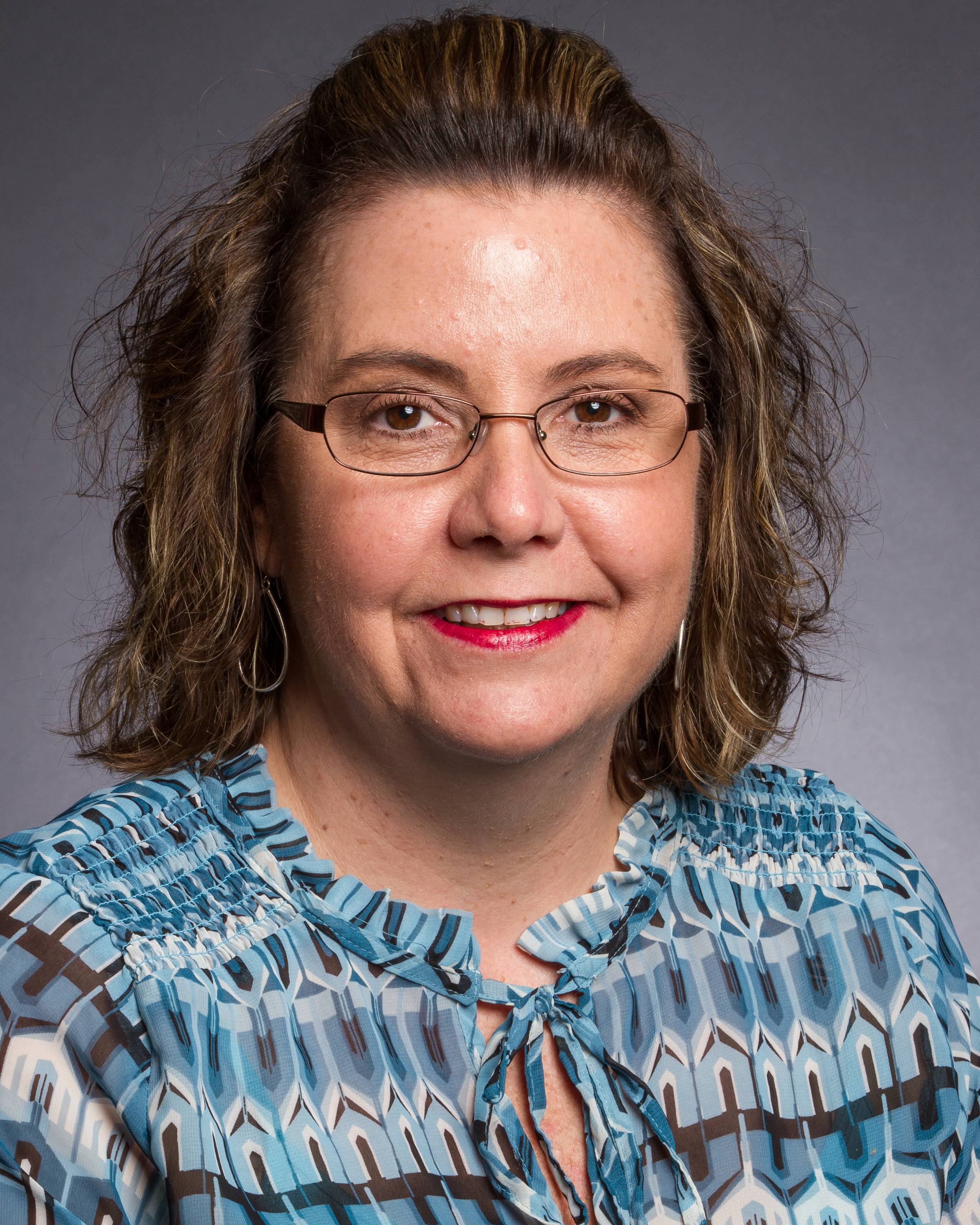 headshot of Loretta Broadwell