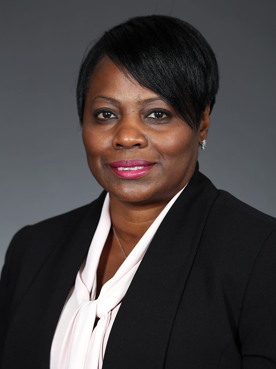 headshot of Cle Cousins