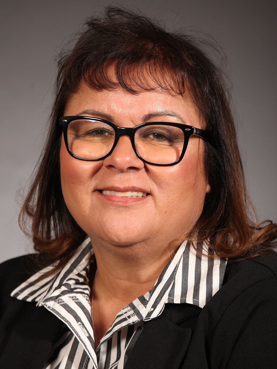 Melanie Dial, headshot