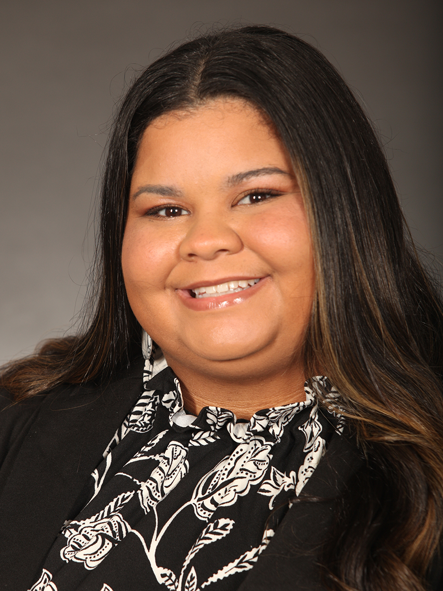 Makayla Locklear, headshot