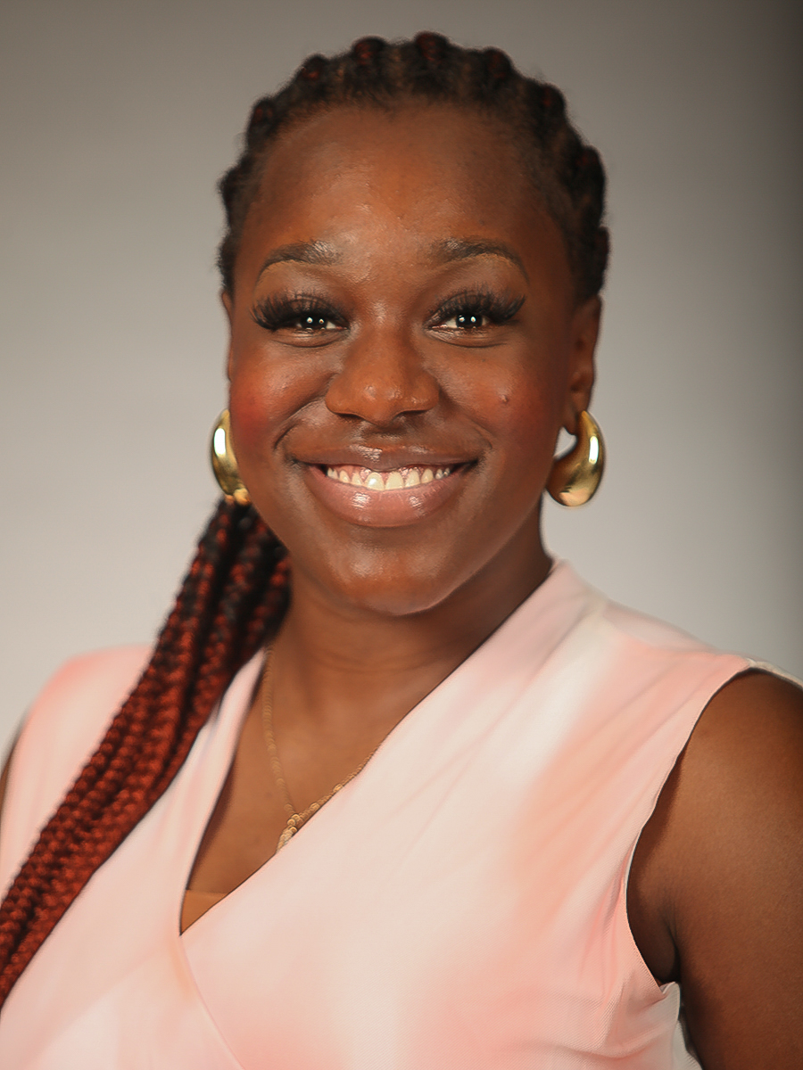 Alesha Holland, headshot