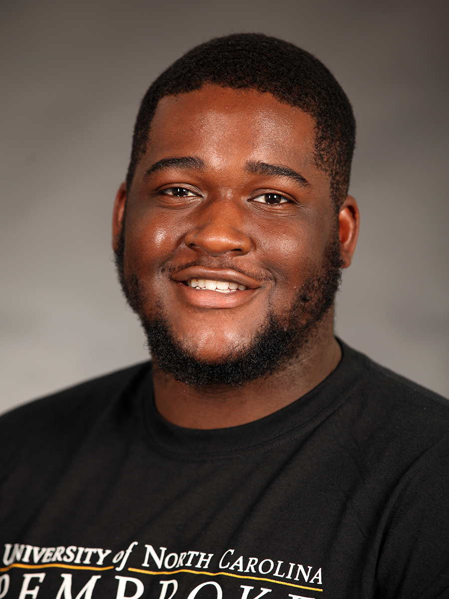 Kamren Lewis, headshot