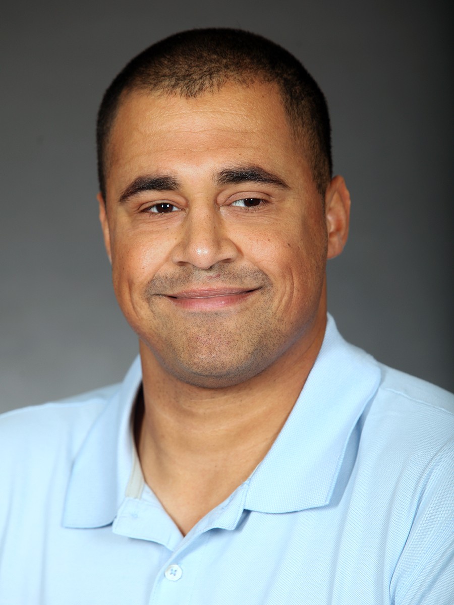 Zachary Locklear, headshot