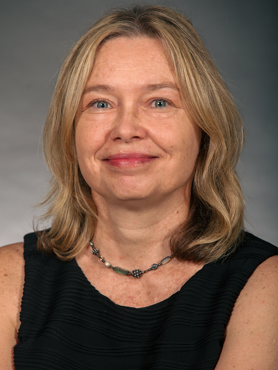 Beata Niedzialkowska, headshot