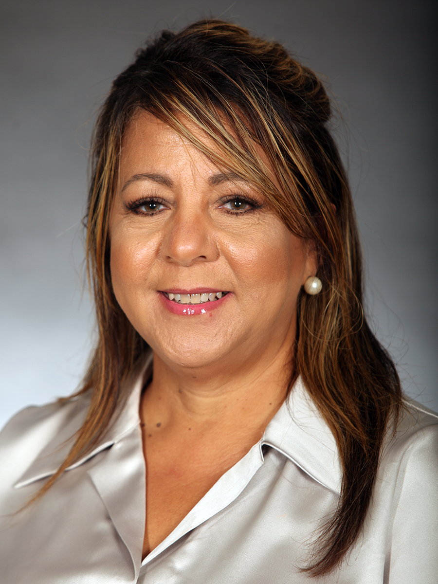 Darla Oxendine, headshot