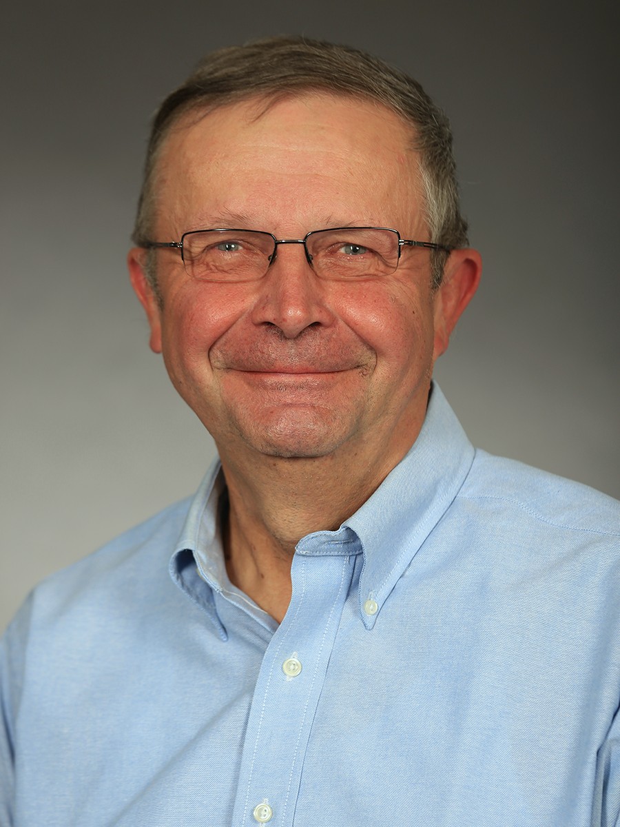 Leszek Piatkiewicz, headshot