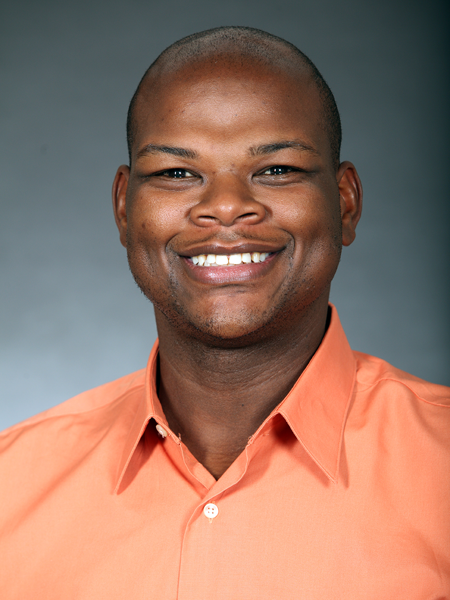 LaMorris Smith, headshot