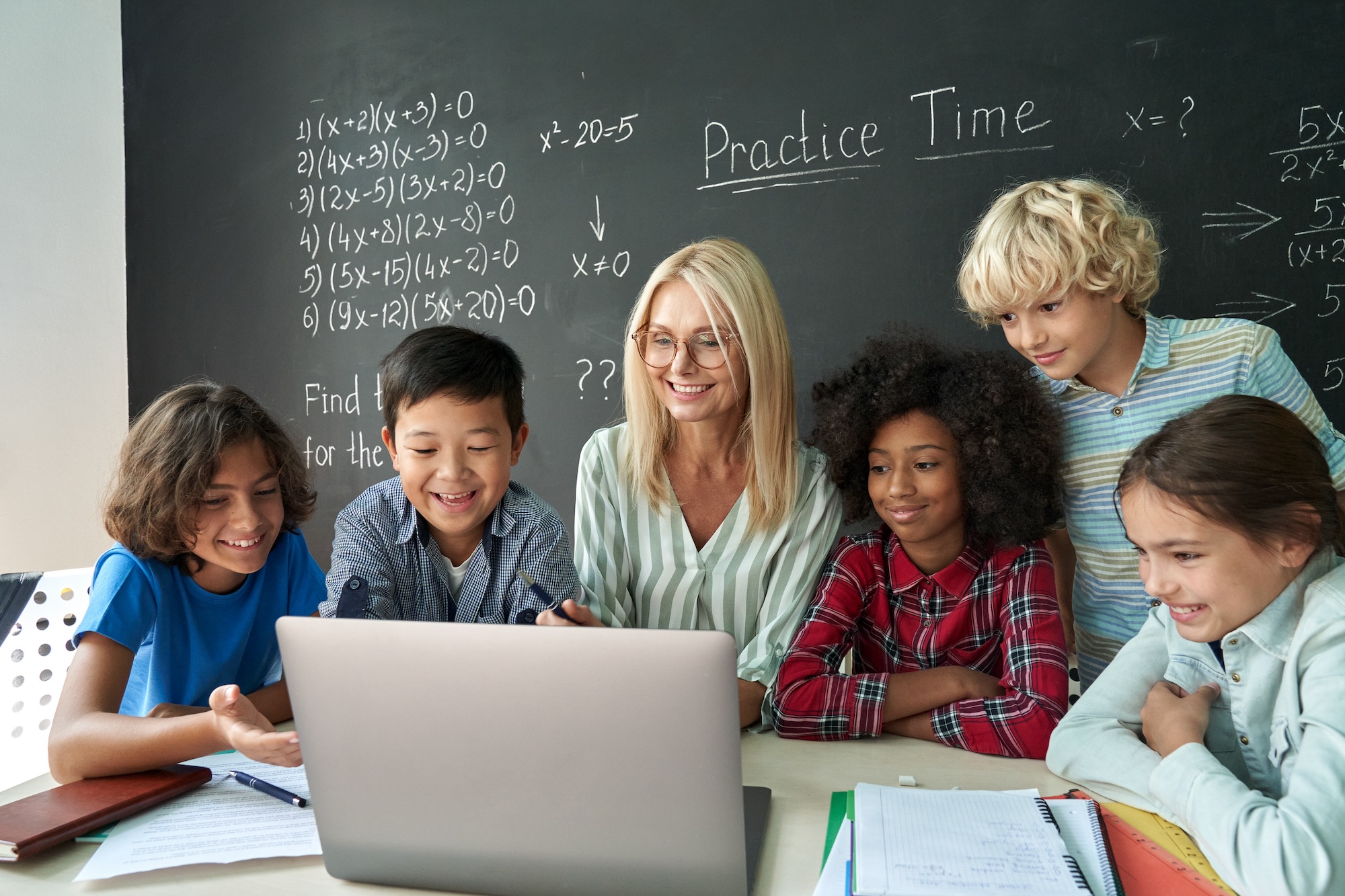 A student teacher in an elementary school classroom