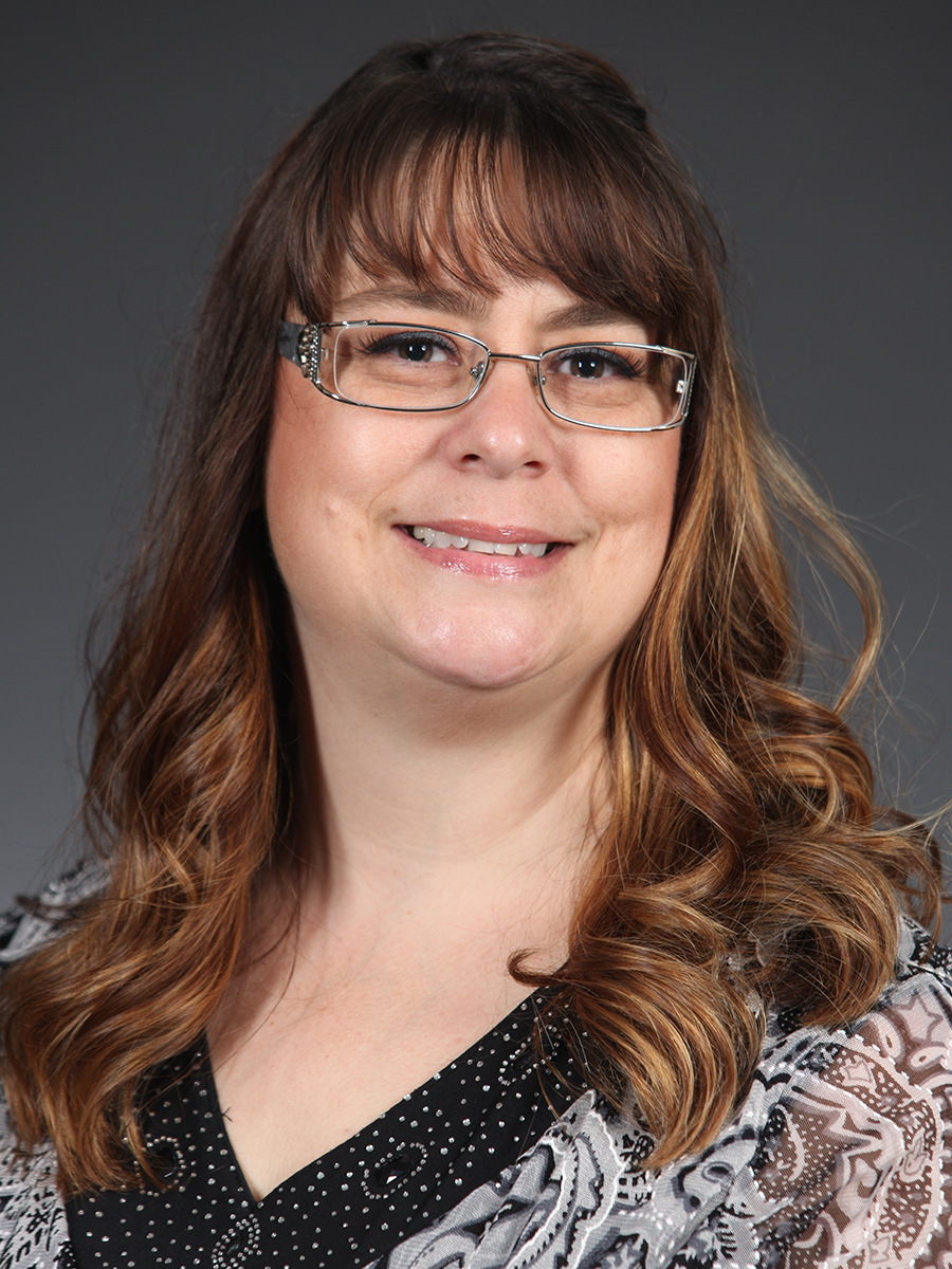 roselee_hunt headshot