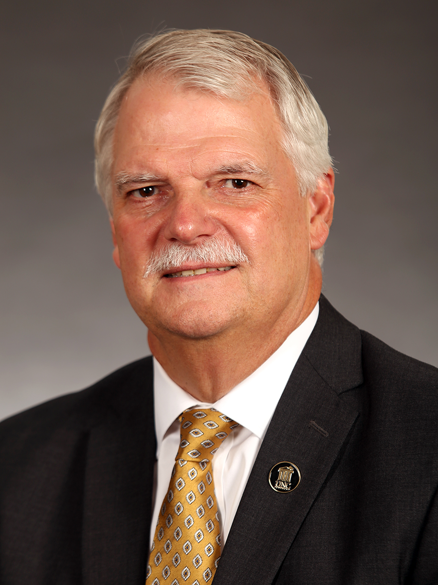 stewart_thomas headshot