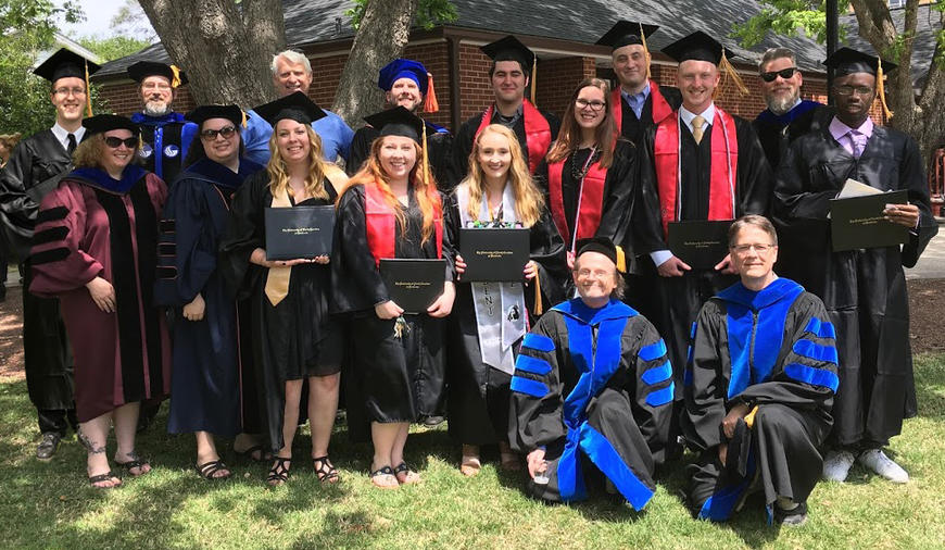 Spring 2018 Graduation - History/SSE graduates and faculty