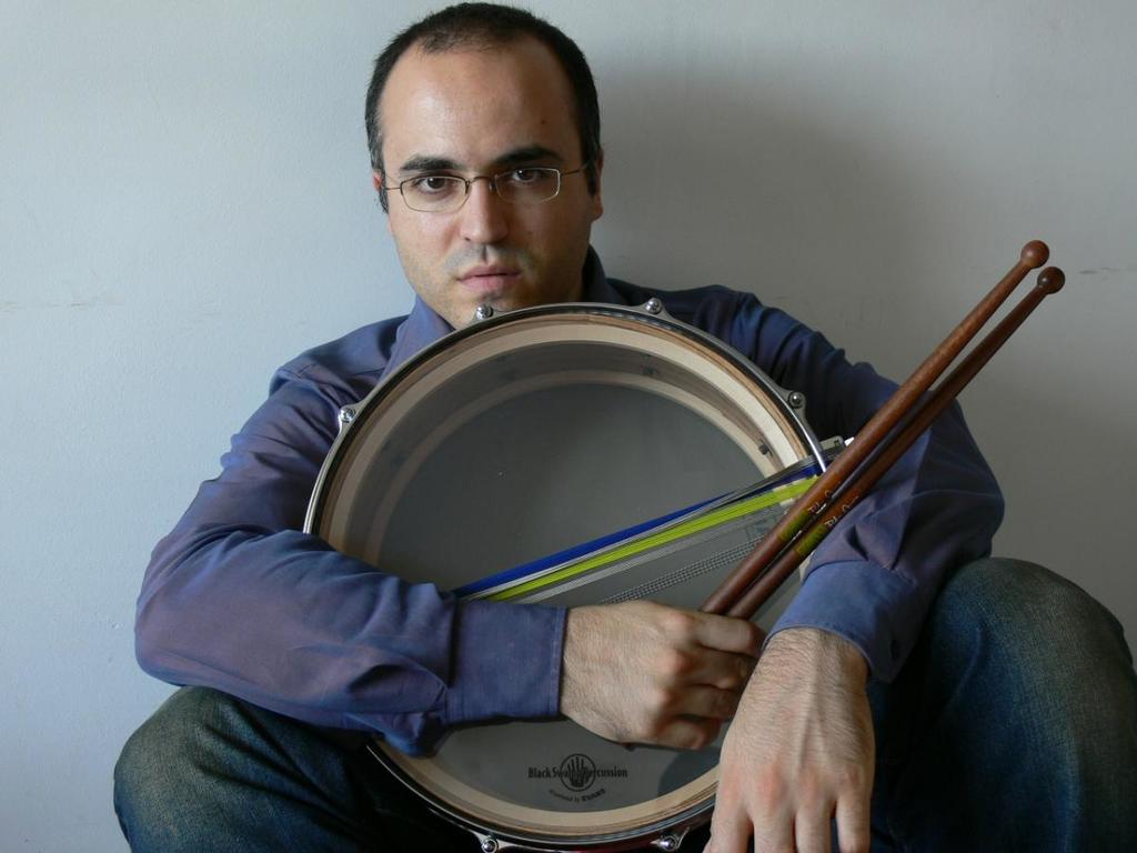 Pedro Carneiro - Percussion Artist  January 18, 2013