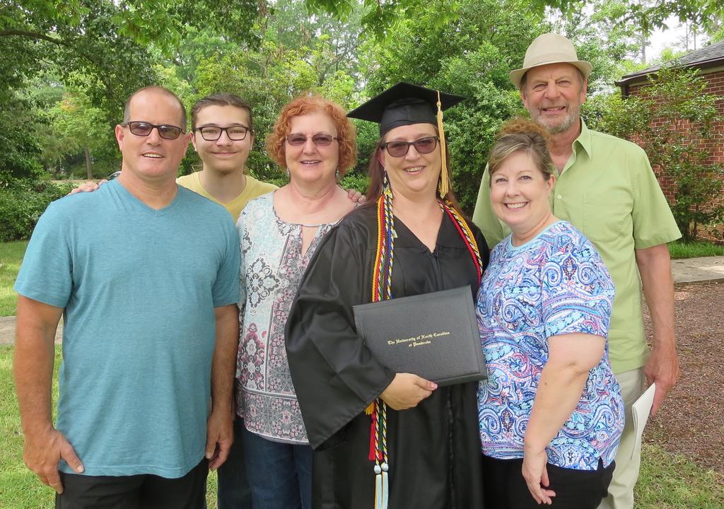 New graduate Amy Kish and her family