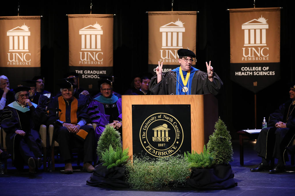 Dr. Kevin Freeman delivers the keynote address at The Graduate School ceremony on December 6, 2019