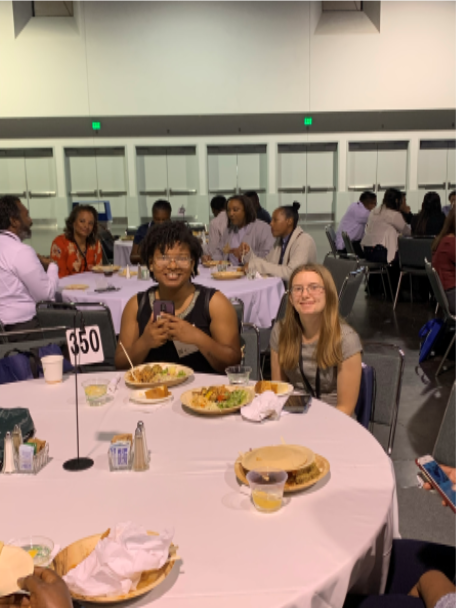 Aalayza and Jazlyn ay the ABRCMS 2019 networking dinner