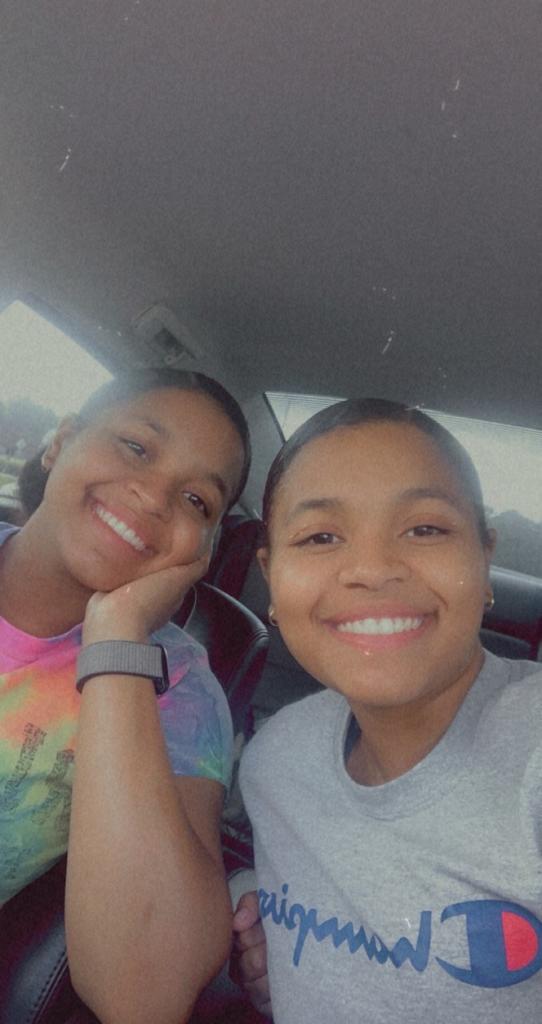 Kyria Locklear (left) with her sister Kelsey Locklear