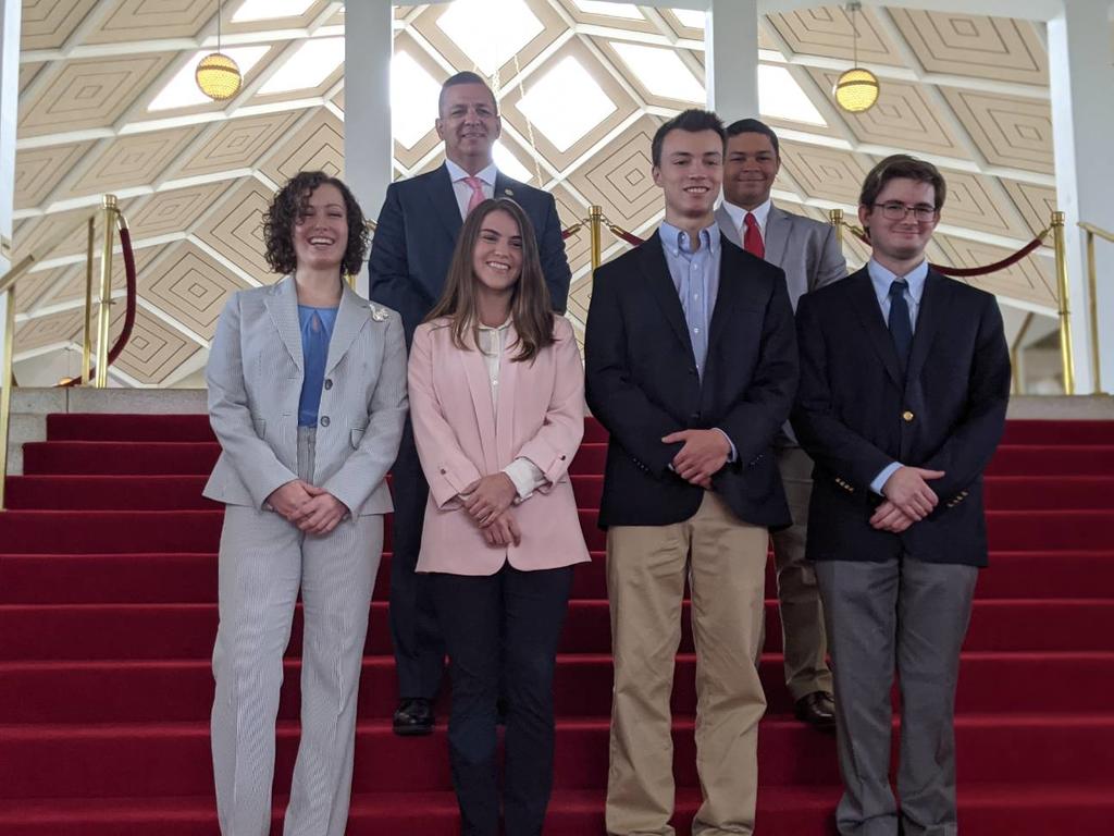 Cale Lowery (top right) with NC Supreme Court Justice Phil Berger Jr. and other undergraduate NC Supreme Court interns