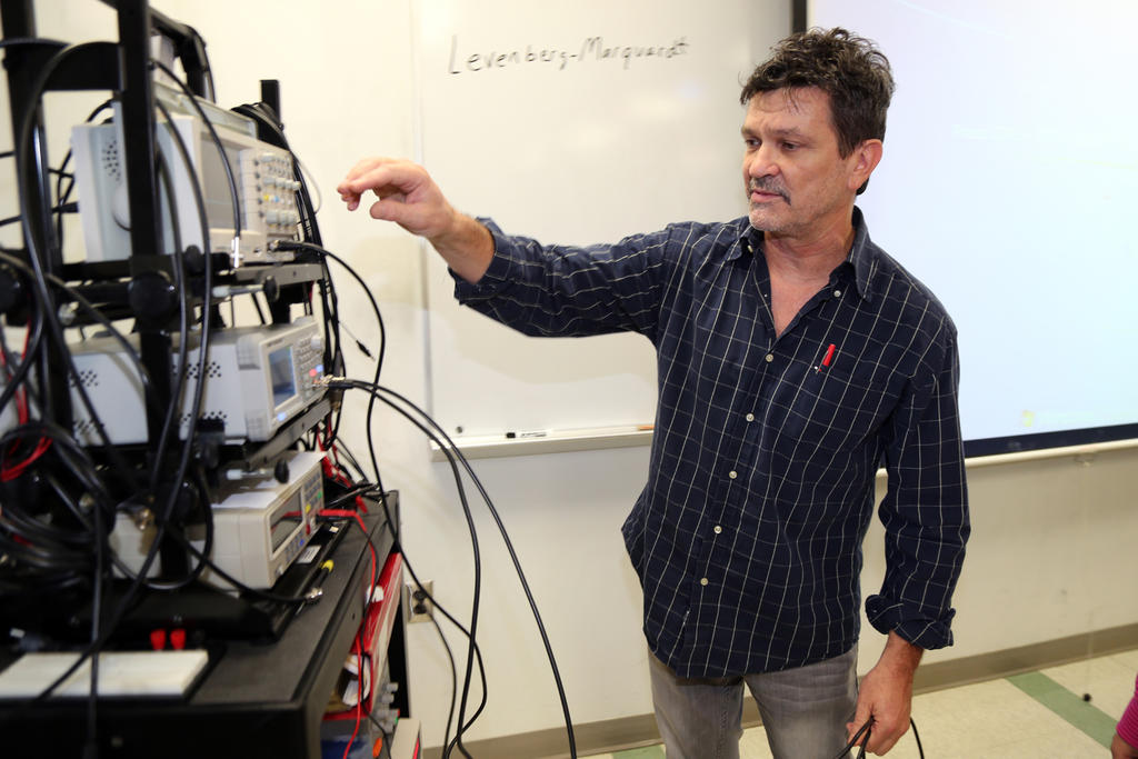 Bill Brandon in Physics Lab (2016)