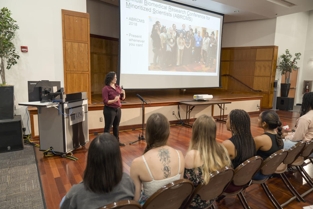 Alumna Cheyenne Lee served as keynote speaker at the RISE program’s end-of-summer research symposium
